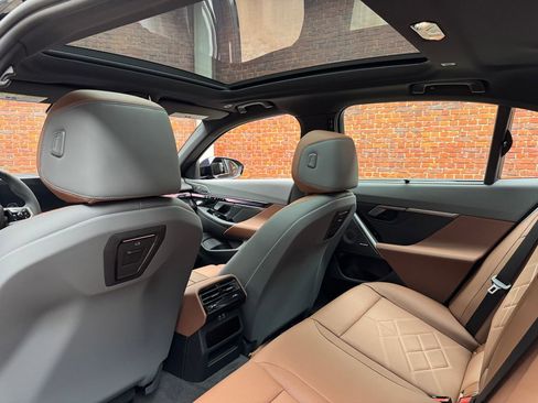 New 2027 BMW 550e xDrive AWD/4WD image 26