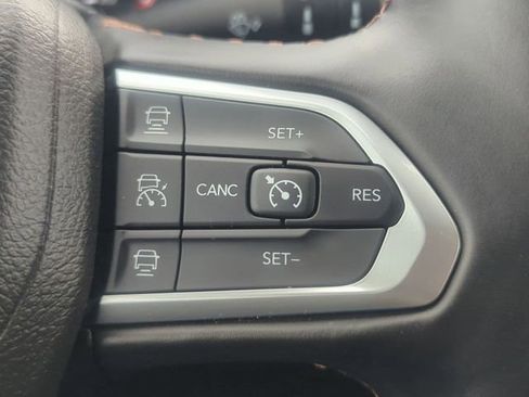 Used 2022 Jeep Compass Limited AWD/4WD image 14