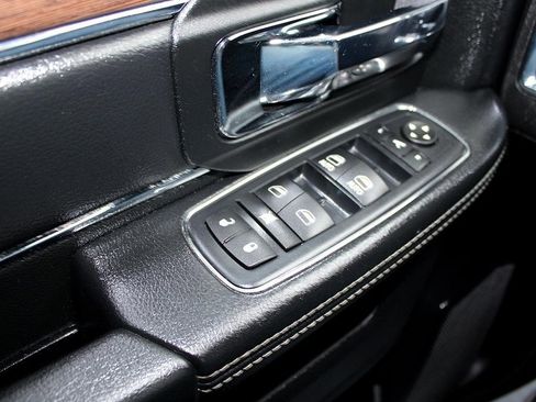 Used 2016 RAM 2500 Laramie image 12