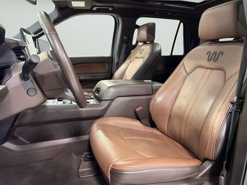 Used 2023 Ford Expedition King Ranch RWD image 9