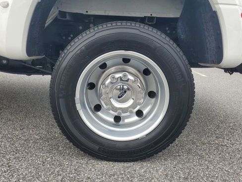 Used 2022 Ford F450 Limited w/ FX4 Off-Road Package image 9
