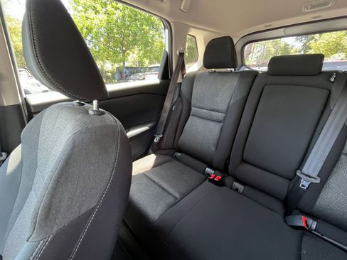 Used 2025 Nissan Rogue SV AWD/4WD image 41