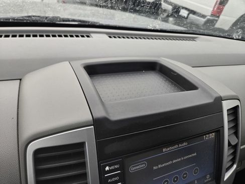 Used 2019 Nissan Frontier SV AWD/4WD image 8