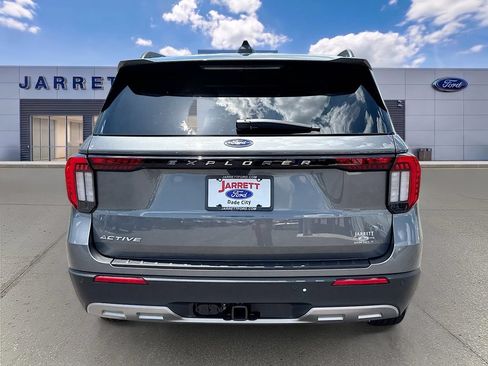 New 2026 Ford Explorer Active w/ Active Comfort Package RWD image 6