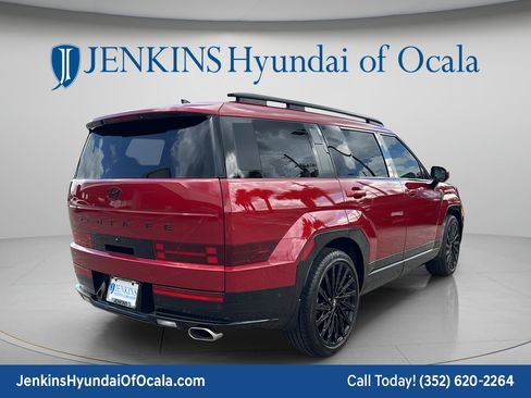 Used 2024 Hyundai Santa Fe Calligraphy FWD image 3