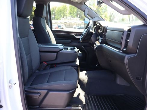 Used 2024 Chevrolet Silverado 3500 LT w/ Convenience Package AWD/4WD image 15