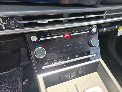 New 2026 Hyundai Santa Fe SEL AWD/4WD image 17