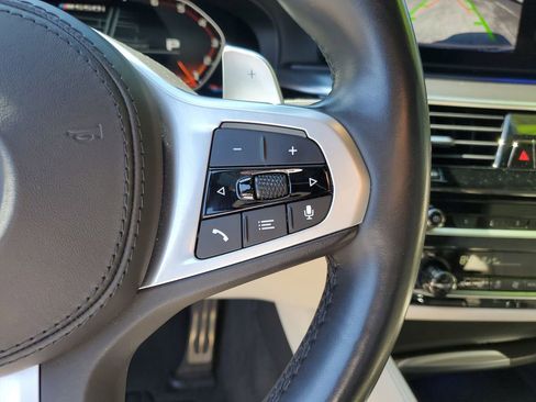 Used 2021 BMW M550i xDrive w/ Executive Package image 24