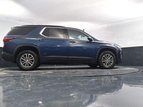 Used 2023 Chevrolet Traverse LT image 30