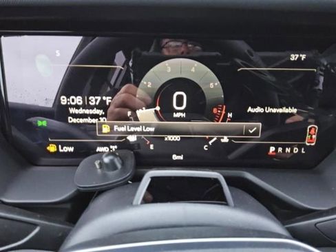 Used 2026 GMC Acadia AT4 w/ Super Cruise Package image 17