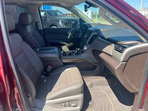 Used 2020 GMC Yukon XL Denali w/ Denali Ultimate Package AWD/4WD image 14