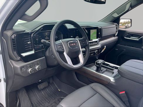 New 2026 GMC Sierra 1500 SLT w/ SLT Premium Plus Package AWD/4WD image 9