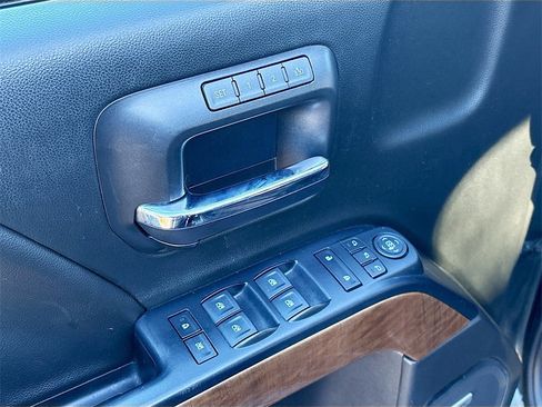 Used 2018 Chevrolet Silverado 1500 LTZ w/ Sport Package image 17