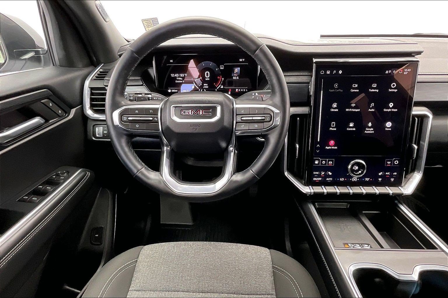 Used 2026 GMC Acadia Elevation w/ LPO, Floor Liner Package AWD/4WD image 4