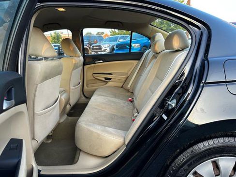Used 2012 Honda Accord LX image 12