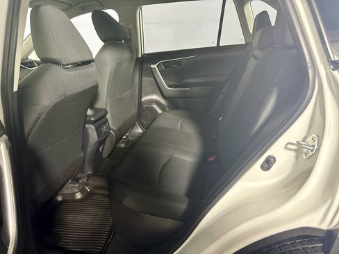 Used 2024 Toyota RAV4 LE AWD/4WD image 20