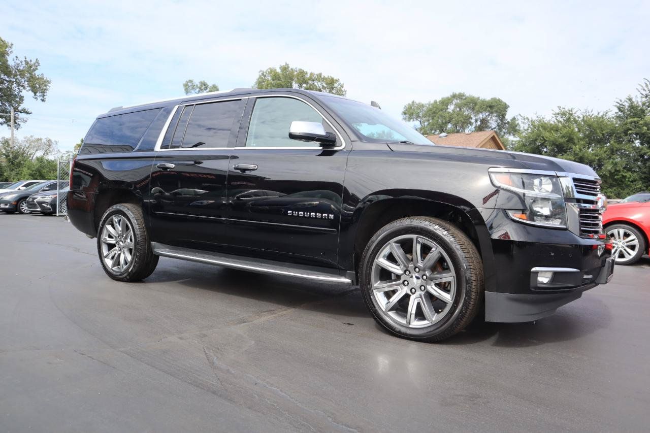 Used 2017 Chevrolet Suburban Premier AWD/4WD image 7
