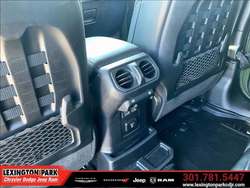 Used 2020 Jeep Wrangler Unlimited Rubicon AWD/4WD image 10