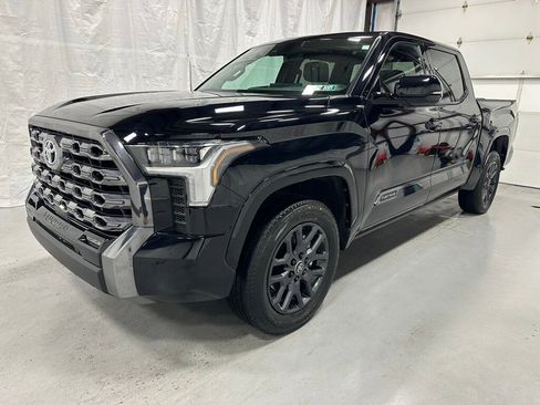 Used 2025 Toyota Tundra Platinum image 3