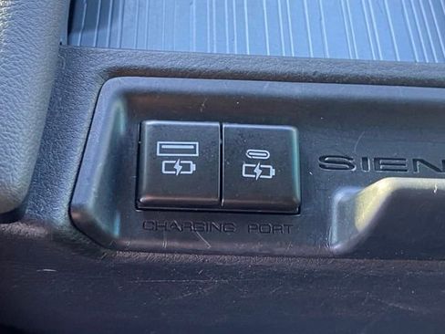 Used 2022 Toyota Sienna XSE w/ XSE Plus Package AWD/4WD image 24