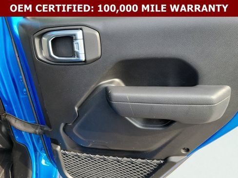 Used 2024 Jeep Gladiator Sport AWD/4WD image 15