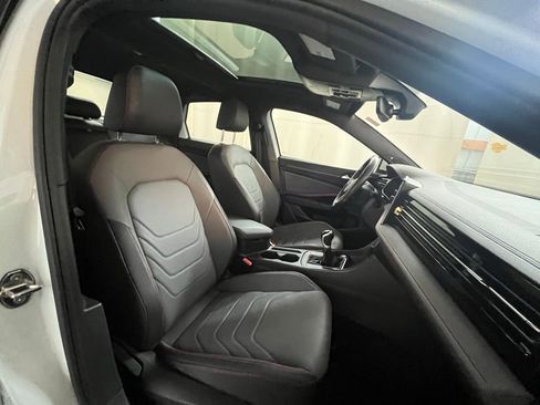 Used 2025 Volkswagen Jetta GLI Autobahn image 13