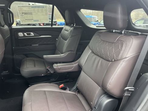 New 2026 Ford Explorer Platinum w/ LUX Leather Package image 25