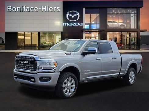 Used 2022 RAM 2500 Limited AWD/4WD image 2