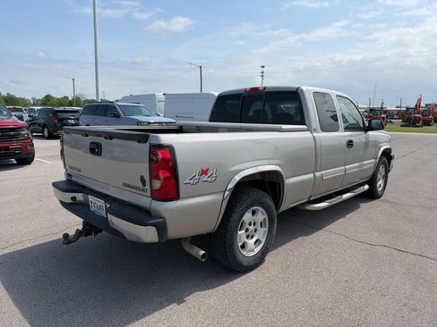 Used 2005 Chevrolet Silverado 1500 LS w/ Light Duty Power Package image 7
