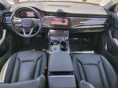 Used 2019 Audi Q8 Premium Plus AWD/4WD image 28