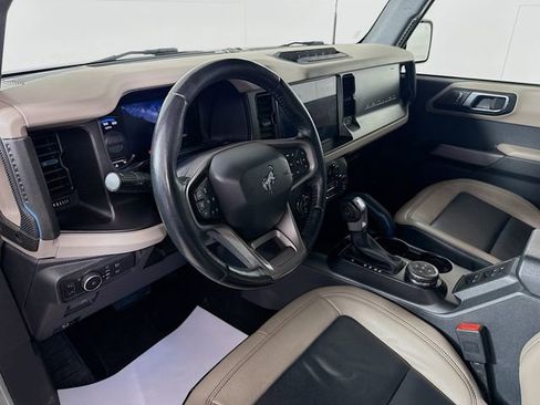 Used 2021 Ford Bronco Wildtrak image 10