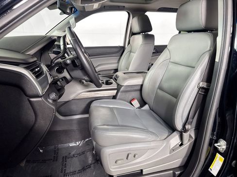 Used 2020 Chevrolet Tahoe LT w/ RST Edition RWD image 25