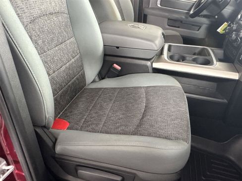 Used 2018 RAM 1500 Big Horn AWD/4WD image 16