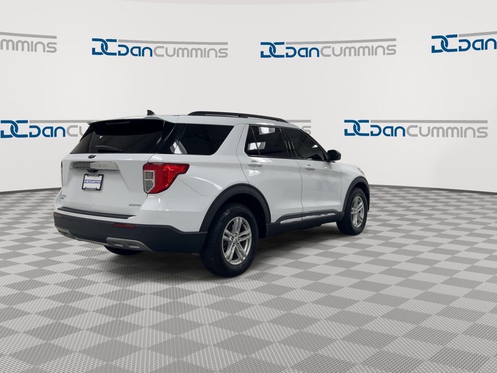 Used 2023 Ford Explorer XLT w/ Equipment Group 202A AWD/4WD image 8
