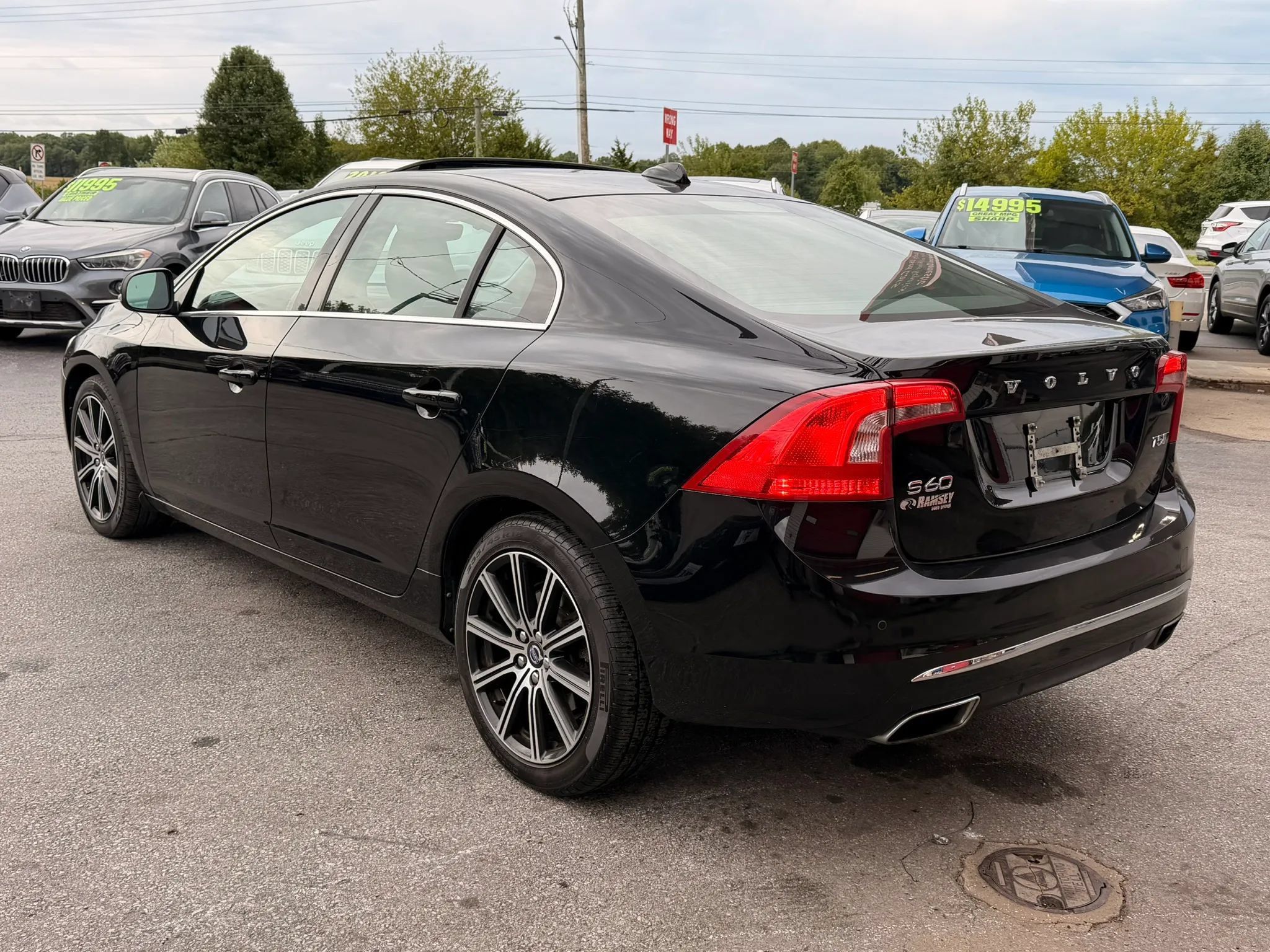 Used 2018 Volvo S60 T5 Inscription AWD/4WD image 2