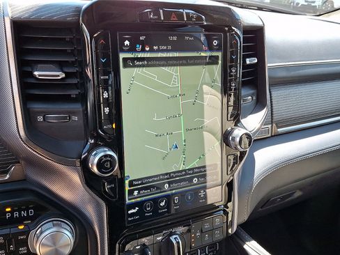 Used 2021 RAM 1500 Limited AWD/4WD image 17
