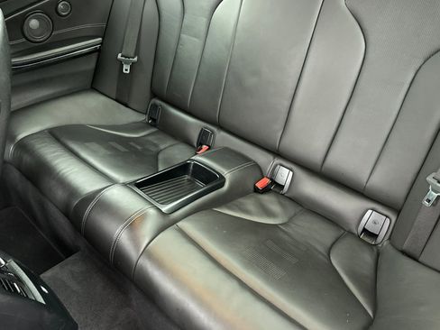 Used 2016 BMW M4 Coupe image 12