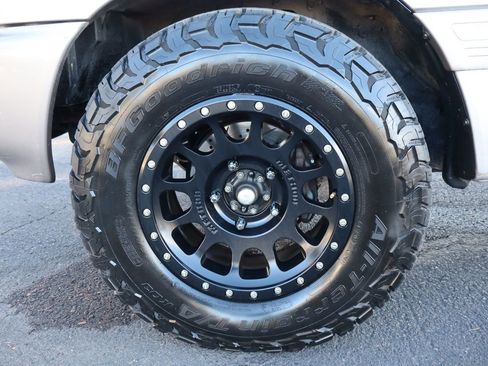 Used 1999 Toyota Land Cruiser image 43