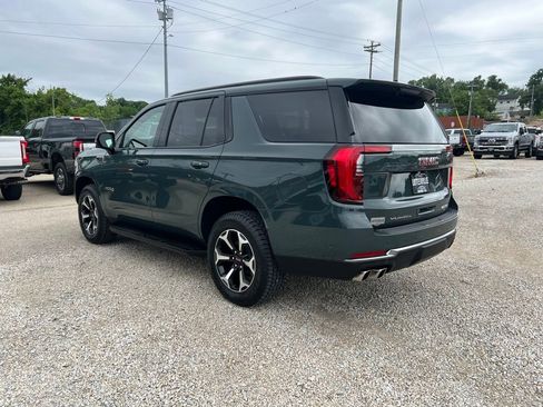 Used 2025 GMC Yukon AT4 AWD/4WD image 6