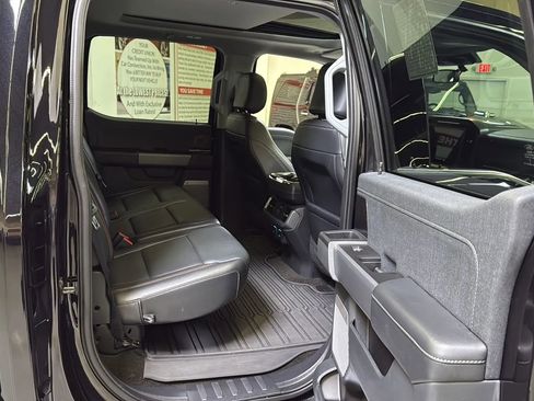 Used 2021 Ford F150 Lariat w/ Equipment Group 502A High image 25