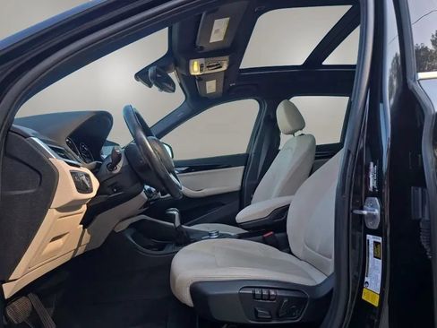 Used 2019 BMW X1 sDrive28i w/ Convenience Package FWD image 15