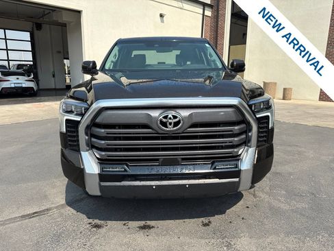 Used 2024 Toyota Tundra Limited AWD/4WD image 2