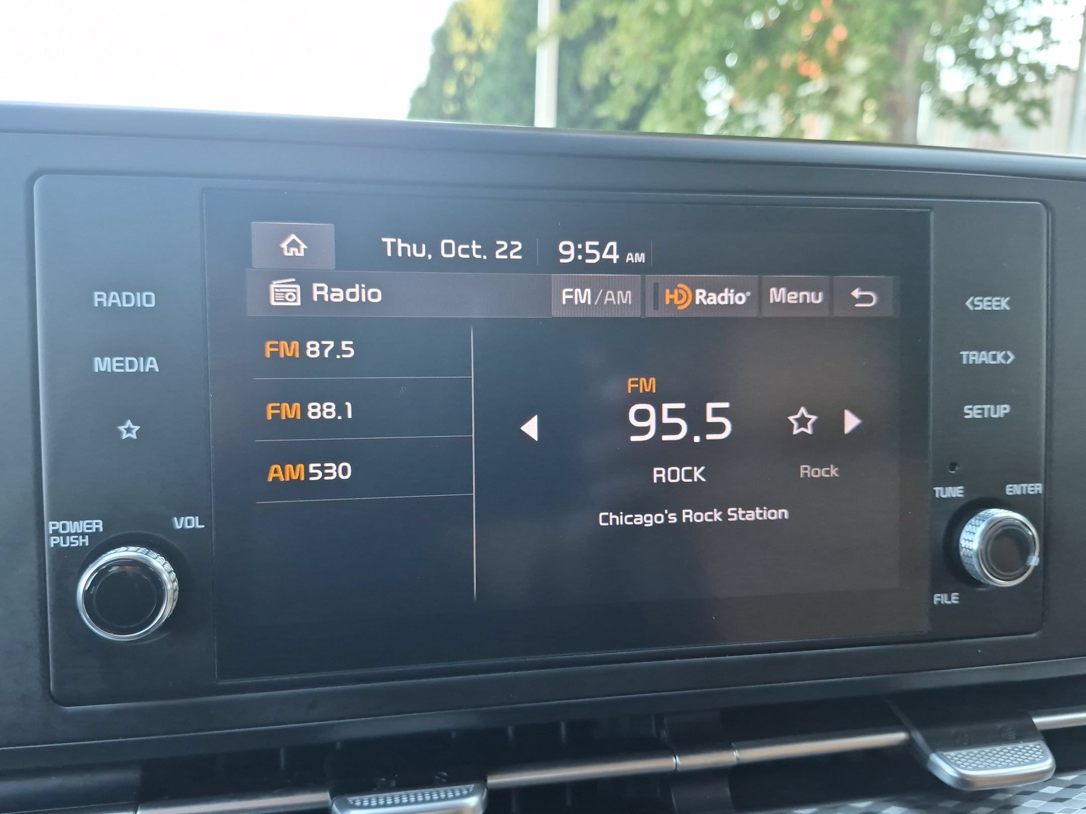 Used 2024 Kia Carnival LX FWD image 18