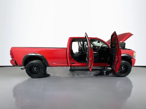 Used 2024 RAM 3500 Laramie AWD/4WD image 35