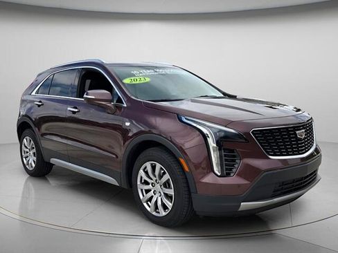 Used 2023 Cadillac XT4 Premium Luxury FWD image 9