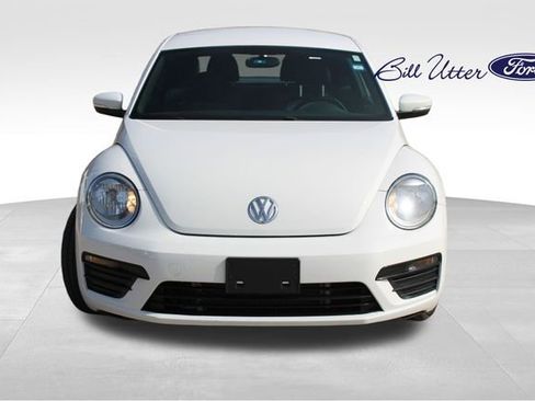 Used 2019 Volkswagen Beetle 2.0T S image 2