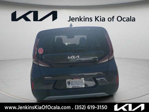 Used 2025 Kia Soul S FWD image 4