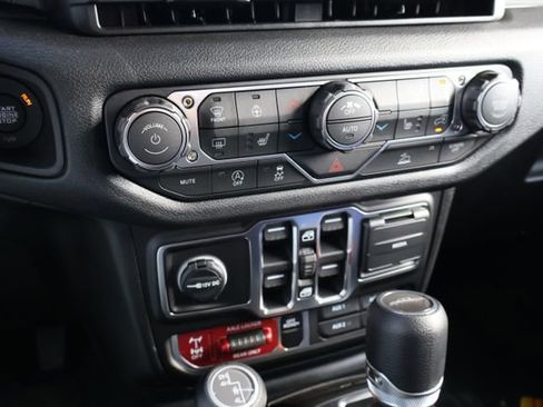 New 2026 Jeep Gladiator Willys image 13