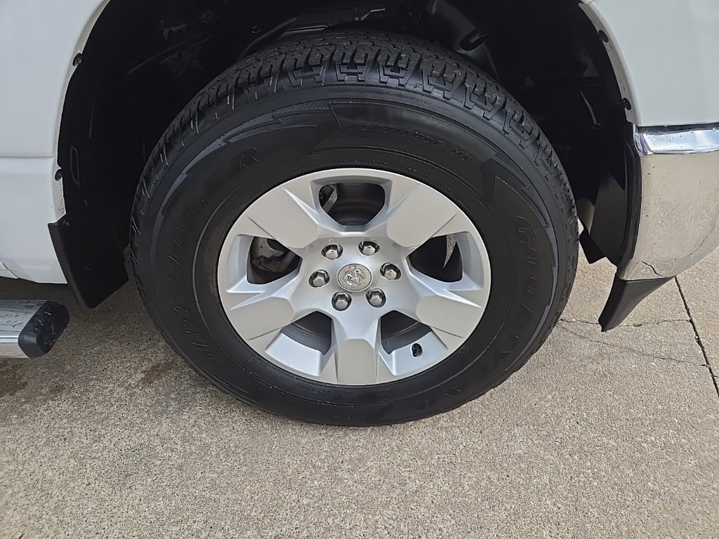 Used 2023 RAM 1500 Big Horn AWD/4WD image 33