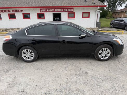 Used 2010 Nissan Altima 2.5 SL w/ SL Pkg FWD image 2
